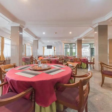 Hotel Ayong Linggarjati Kuningan Mitra Reddoorz Eksteriør billede